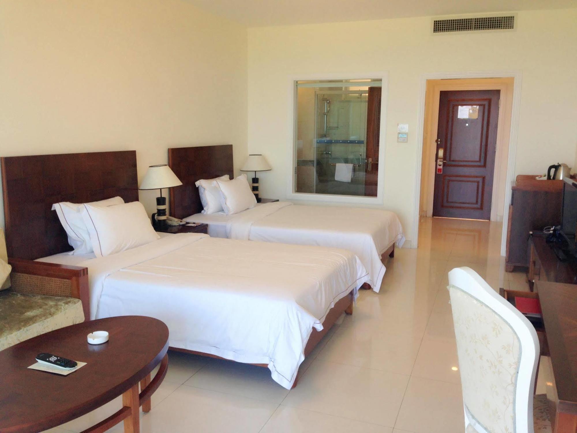 Ramada Hotel & Suites Boao Bo'ao Exteriör bild